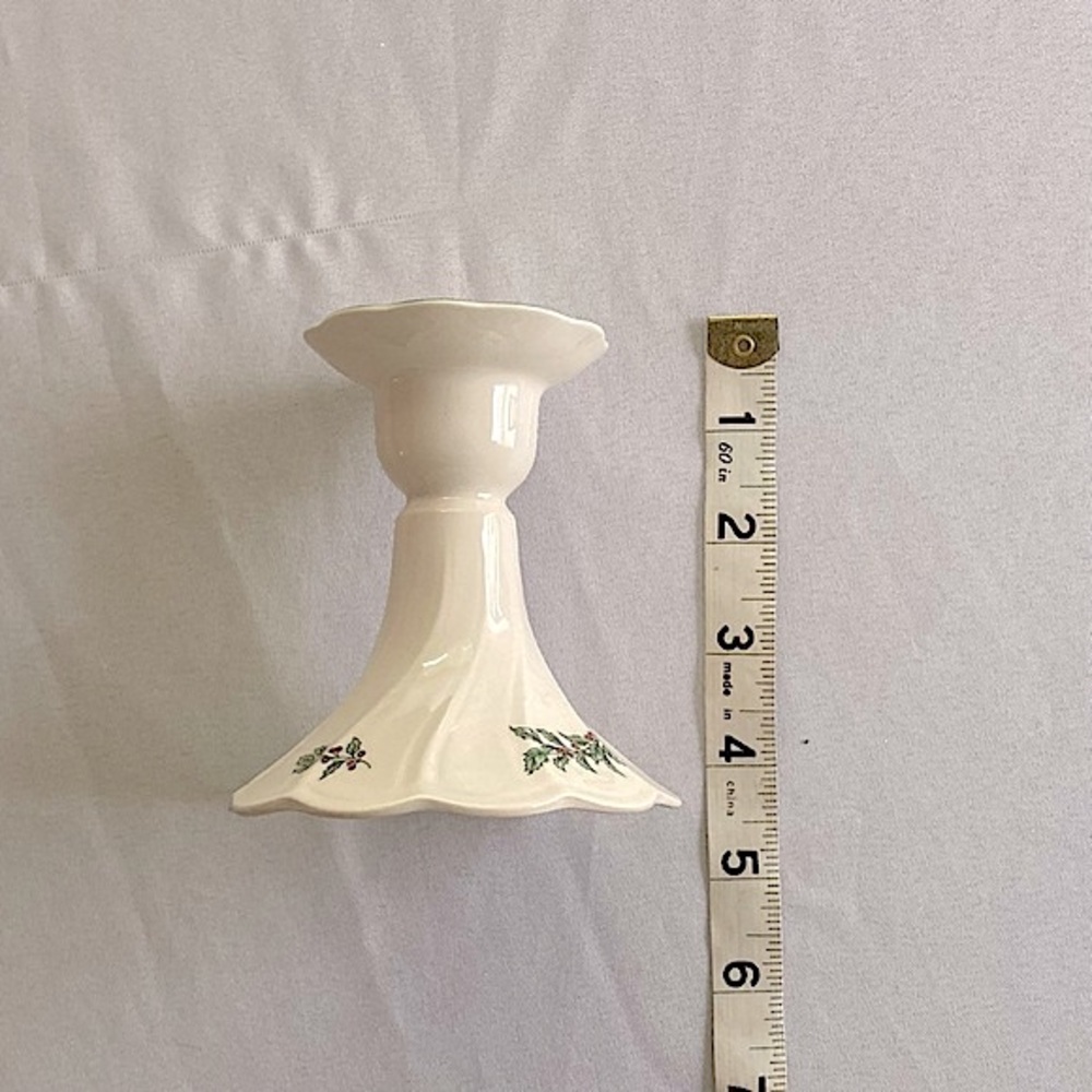 ⭐️ Vintage Nikko Ceramics white Christmas candle holders with Holly border - Picture 10 of 15